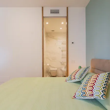 Verdica10 Luxury - View & Private Parking شقة باري